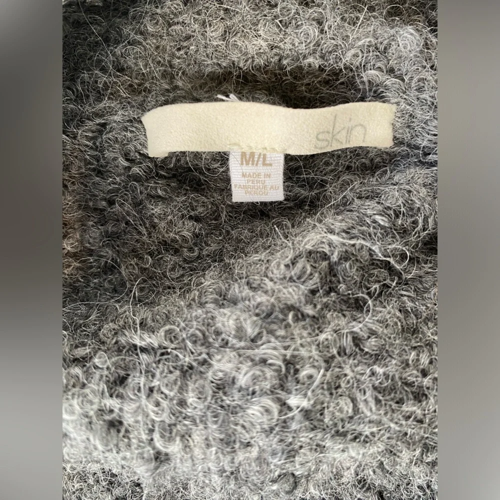 Alpaca Sweater Robe - Picture 2 of 4